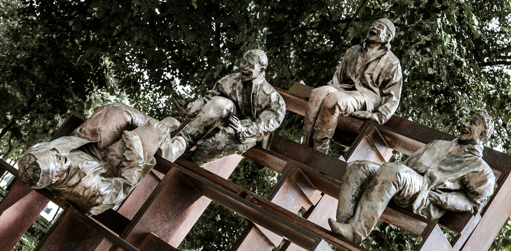 Порту. Статуи