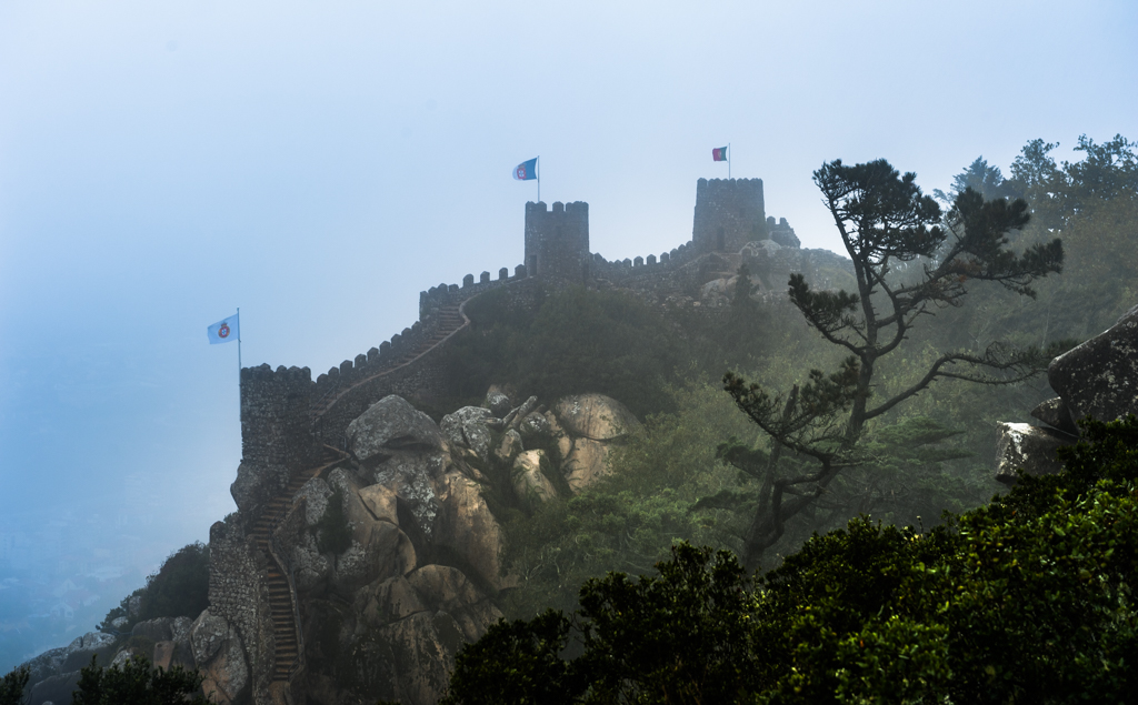Синтра. Замок мавров